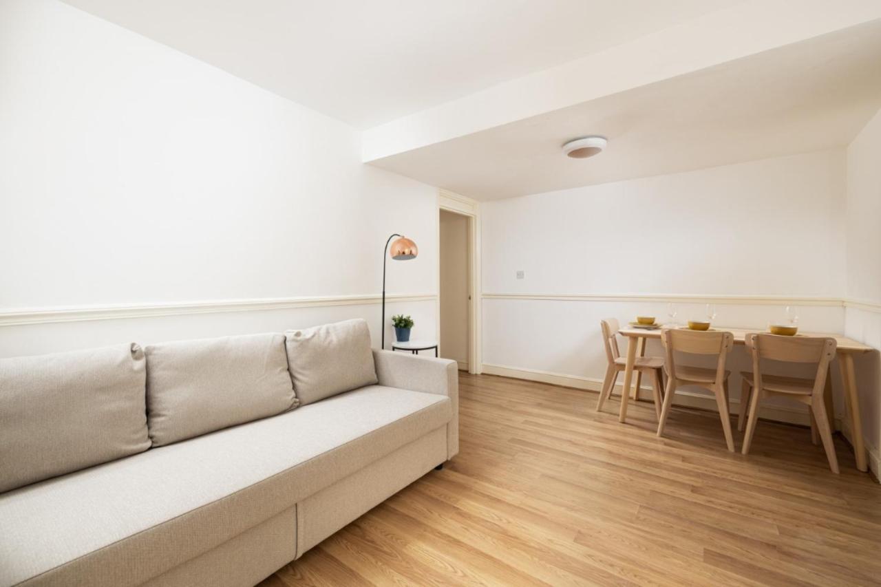 Mornington Crescent London Exterior photo